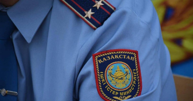 Көкшетауда ағылшын пәнінен үш алып қалған студент қыз өзіне қол жұмсаған