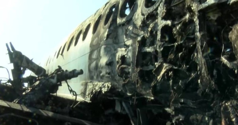 Мәскеудегі трагедия: ұшақта не болғанын ұшқыш пен стюардесса айтып берді