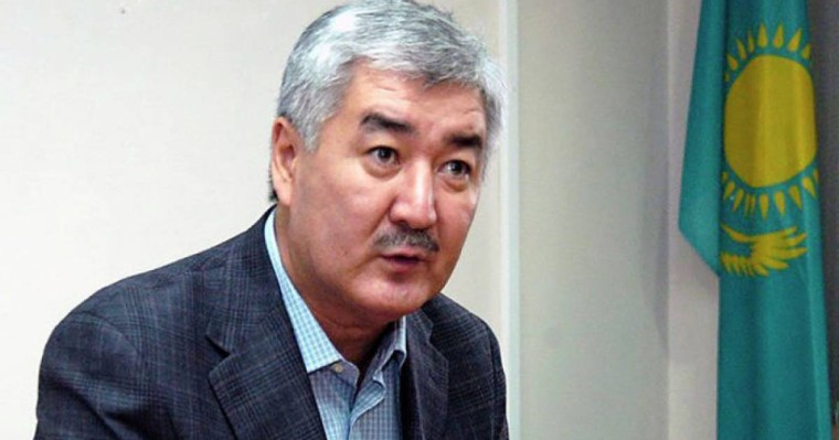 Орталық сайлау комиссиясы Әміржан Қосановты тіркеді
