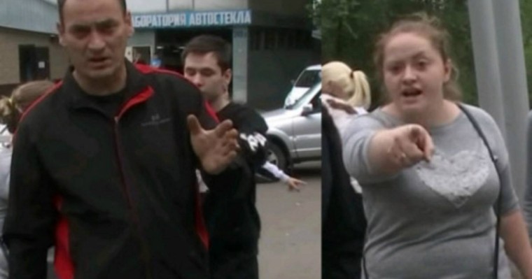 Алматыда жүкті қызы мен күйеу баласын атып өлтірген тұрғынының туыстары журналистерді қуып шықты - Қазақстан жаңалықтары