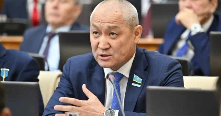 Жұмысшы мамандықтардың мәртебесін көтеру керек - Еділ Жаңбыршин