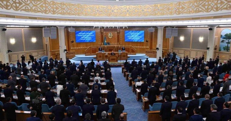 Бір жылда Қазақстанда 102 заң қабылданды – Тоқаев