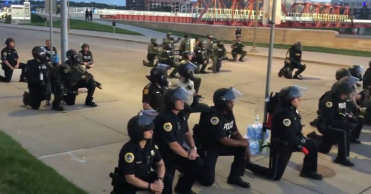 Америкалық саяси күштер АҚШ-тағы наразылықты қалай пайдаланып жатыр