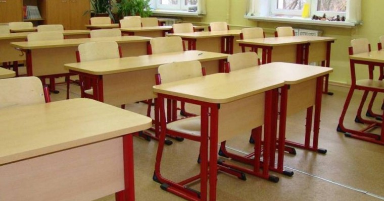 Балаларды жаппай вакцинациялау үшін жақын арада мектептерге қайтарады - министрлік ақпаратқа түсініктеме берді