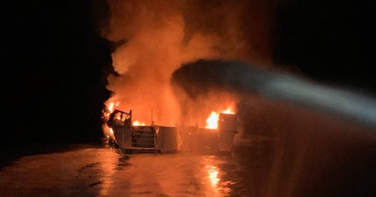 美国加州南部游船失火事故已致8人死亡