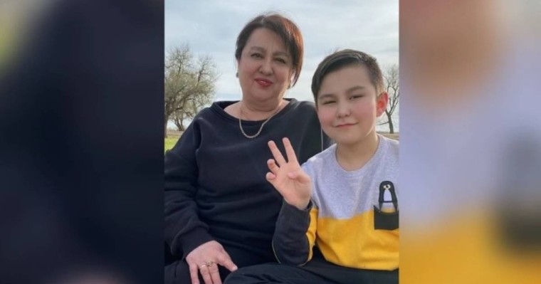 Немересімен TikTok түсіріп танылған әженің 300 мыңнан астам оқырманы бар