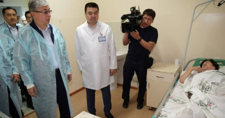 Тоқаев зардап шеккендердің көңілін сұрауға барды