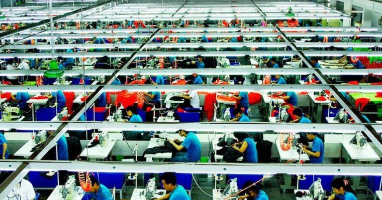 外交部：自中国搬迁旧工厂来哈国的说法纯属谣言