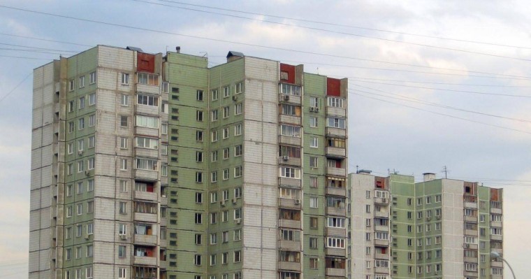 Жүкті әйел құрбысының сәбиін 13-ші қабаттан лақтырып жіберді