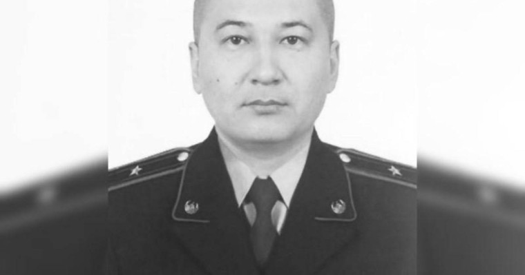 Көлікте жалғыз болған: БҚО-да полиция қызметкері көз жұмды