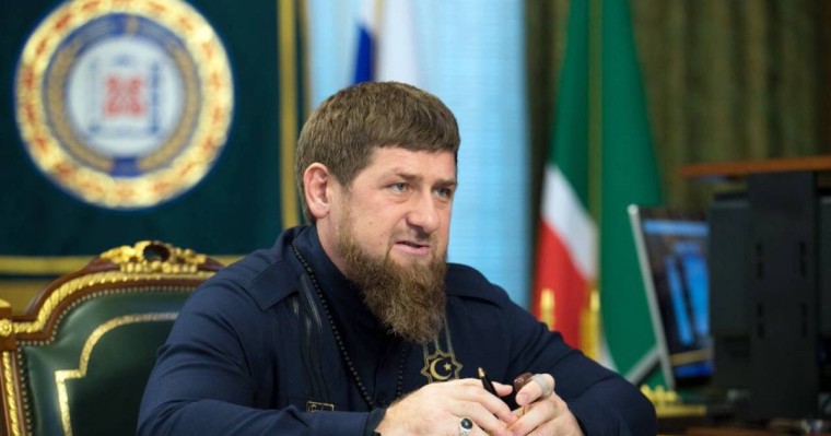 Рамзан Қадыров бір жыл ішінде Біріккен Араб Әмірліктеріне 14 рет барып, виллада демалған