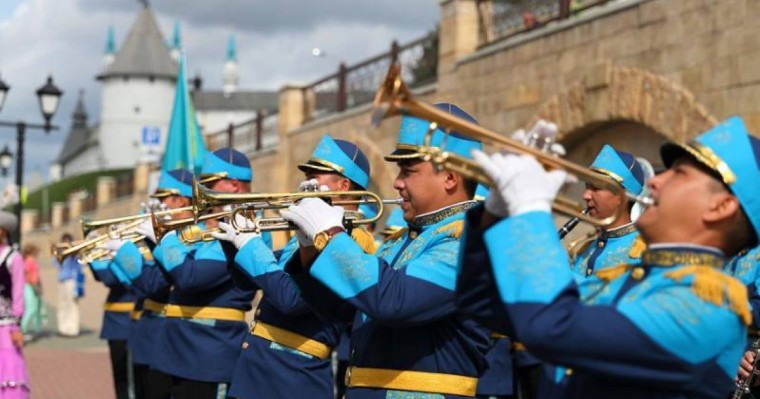 哈萨克斯坦近卫军军乐团参加“斯巴斯克塔”国际军乐节