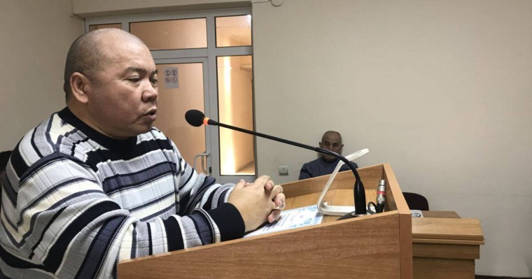 Журналист Батырбековті сотқа берген бірлестік төрайымы татуласудан бас тартты