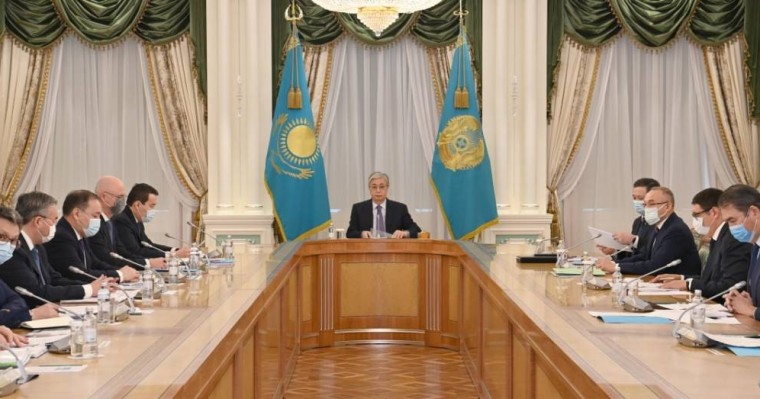 Мемлекет басшысы қаржы-экономикалық мәселелер жөнінде кеңес өткізді