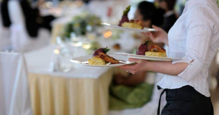 "Қырындап, тиісетін қонақтар жетерлік ": Қызылордалық даяшы күнделікті жұмысы туралы айтып берді