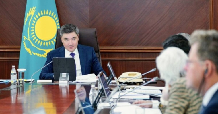 Олжас Бектенов отандық тауар өндірушілерді қолдау бойынша «Бәйтерек» холдингі құралдарының тиімділігін арттыруды тапсырды