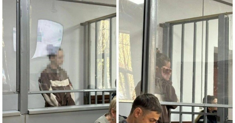 «Мамбеттер» елі: Қарағандыда даулы жазба авторының соты өтіп жатыр