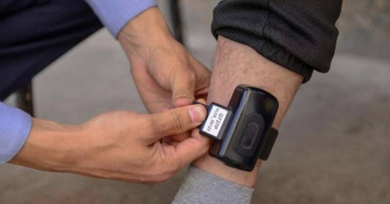 Астанада бала зорлап, бостандыққа шыққандар электрондық білезіктер арқылы бақылауда болады