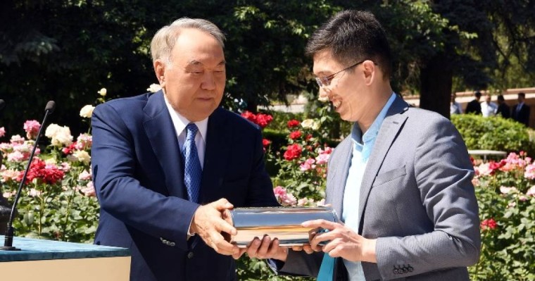 首任总统在阿拉木图设置留给后人的时间胶囊