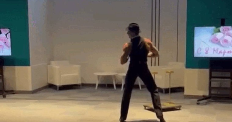 Министрдің жауабы: Қазпатенттің корпоративтік кешінде стриптиз шоуы ұйымдастырылғаны рас па?