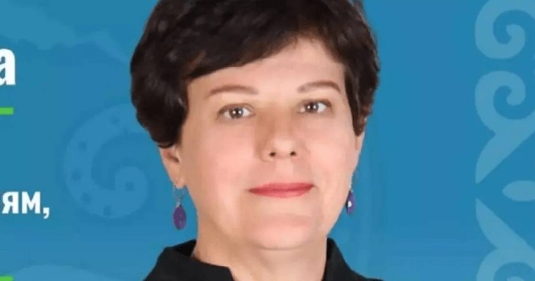 Анна Башинская депутаттық мандатын тапсырды