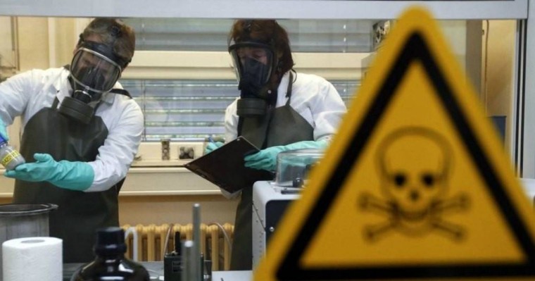 "Қытай коронавирусқа қарсы вакцинаны әзірлеуге кедергі келтіреді" - Америкалық сенатор - Қазақстан жаңалықтары