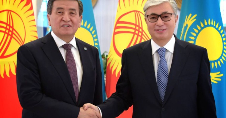 托卡耶夫总统致电祝贺吉尔吉斯独立日