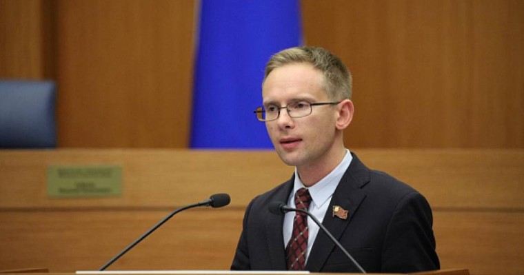 Росдепутат Украина үлгісімен, Қазақстанды "денацификациялауға" және "демилитаризациялауға" шақырды