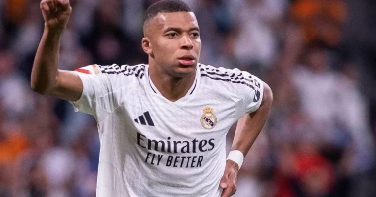 Мбаппе “Қайратқа” қарсы ойында жарақат алғанын хабарлады