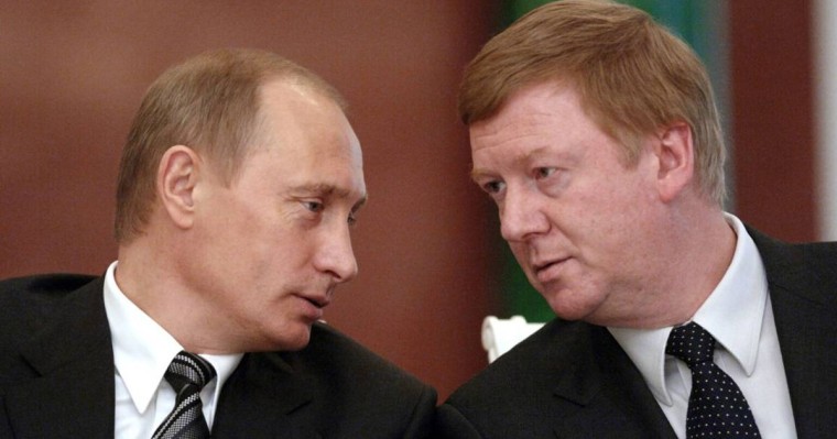 Путинді билікке әкелген Анатолий Чубайс Ресейден кетті