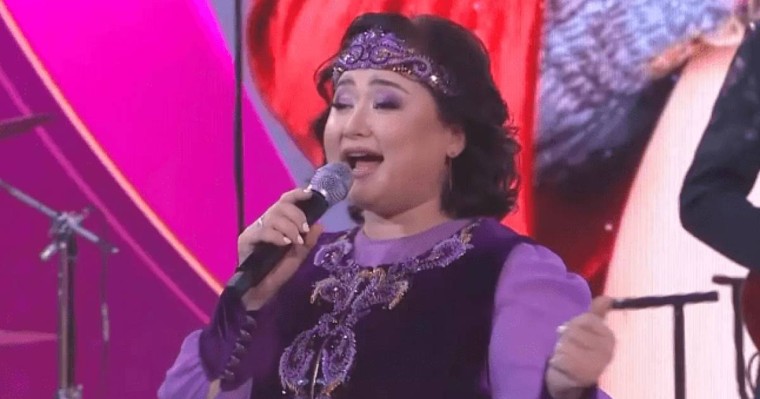 "Бара қойсын дедік": Роза Әлқожа ұлына бизнесменнің қызын беруден бас тартқанын айтты