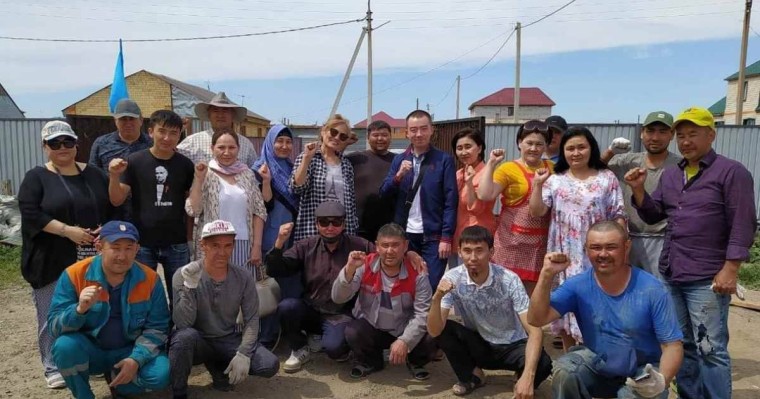 "Рухы риза болсын": Бір топ азамат марқұм болған Дулат Ағаділдің үйін көтеру үшін кәсіпкерлер мен әншілерден көмек сұрайды - Қазақстан жаңалықтары