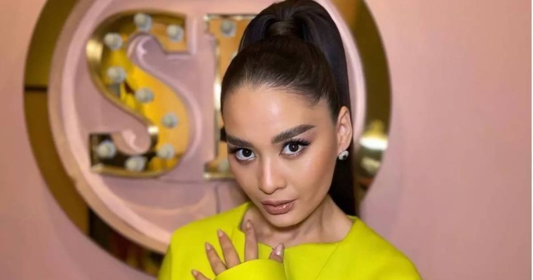 "Күйеуім не дегенін білмеймін": Индира Елемес Ерке Есмаханмен неге араласпай кеткенін айтты