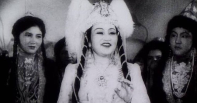 Күләш Байсейітова: өмірбаяны, әндері, отбасы, депутаттық қызметі