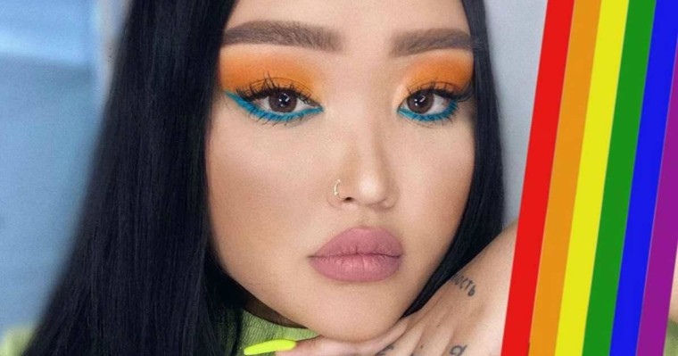 "Лесбилердің Исасы": Заманбек Нұрқаділовтің немересі ЛГБТ белсендісіне қалай айналғаны жайлы - Қазақстан жаңалықтары