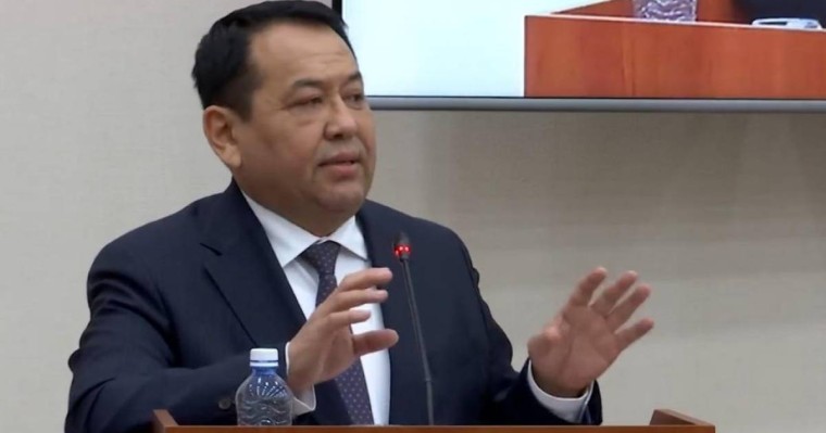 «Ауылдағылар бірінші айлық алса, ішіп кетеді»