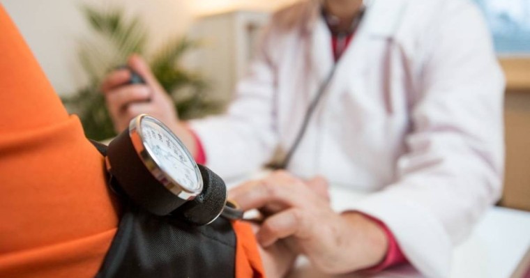 Кардиолог назвал скрытие симптомы сердечных болезней