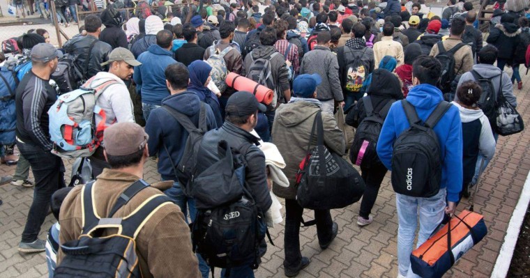 Венгрияда босқындар өліміне кінәлілер өмір бойына түрмеге жабылды