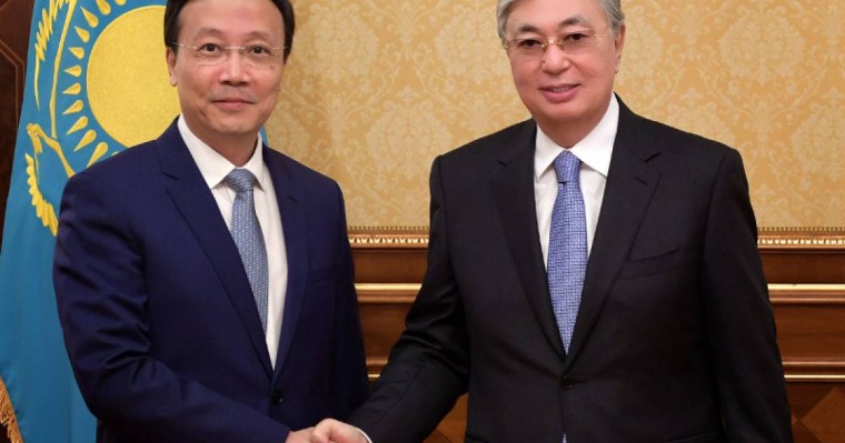 托卡耶夫：哈萨克斯坦愿加强同中国的合作