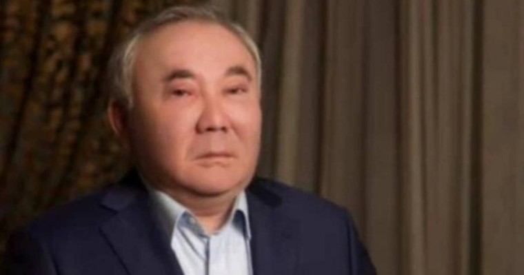 Болат Назарбаев "Барыс" автокөлік орталығынан айырылды