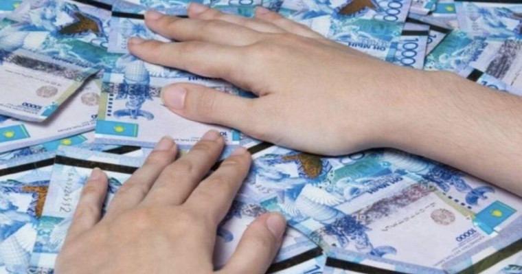 Алматыда емхана бухгалтерлері 340 млн теңгені жымқырған