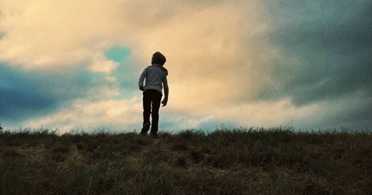 Сегіз жасар бала әпкесі екеуін қылмыскерден құтқарып қалды