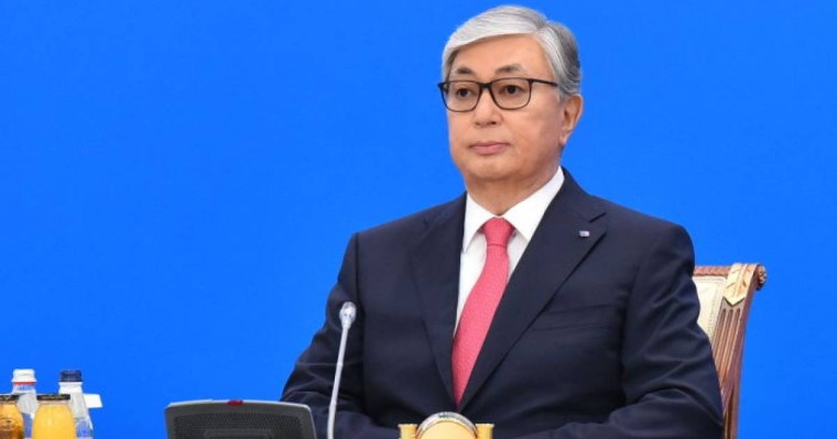 Тоқаевтың суреті казино жарнамасында жүр: баспасөз хатшысы түсініктеме берді