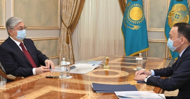 Президент аймақ басшыларын жеке-жеке қабылдап жатыр