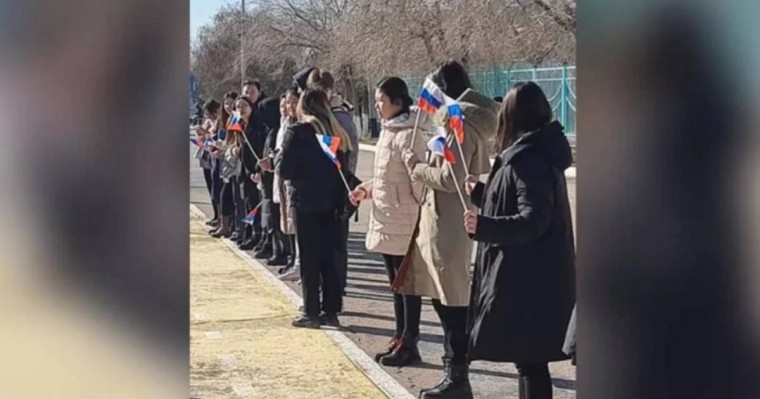 Байқоңырдағы оқушылар акциясы. Ата-аналар неден үрейленеді?