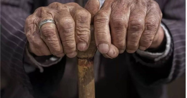 Қазақстанда 100-ден асқан қанша адам бар?