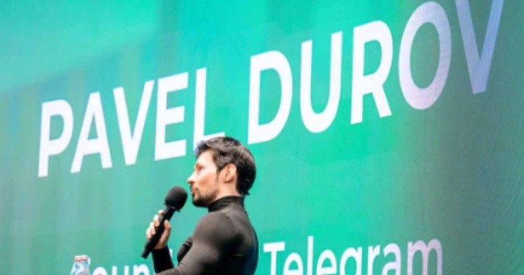 Telegram негізін қалаушы Павел Дуров қазақстандық оқушылармен кездесті