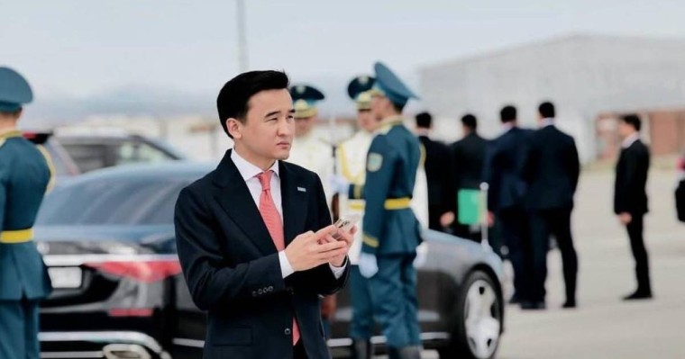 Ақорда журналисті Нұрлан Қоянбаевқа қарсы ма? Әділ Балтабаевтың жазбасы желіні шулатты  