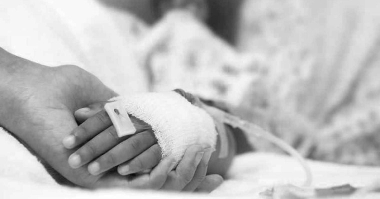 Анасы көз жұмды, балалары ауруханада: Шымкентте бір отбасы белгісіз заттан уланып жатыр