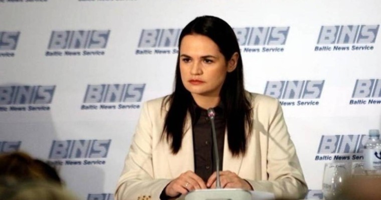 Тихановская Байденмен кездесуге бара жатыр